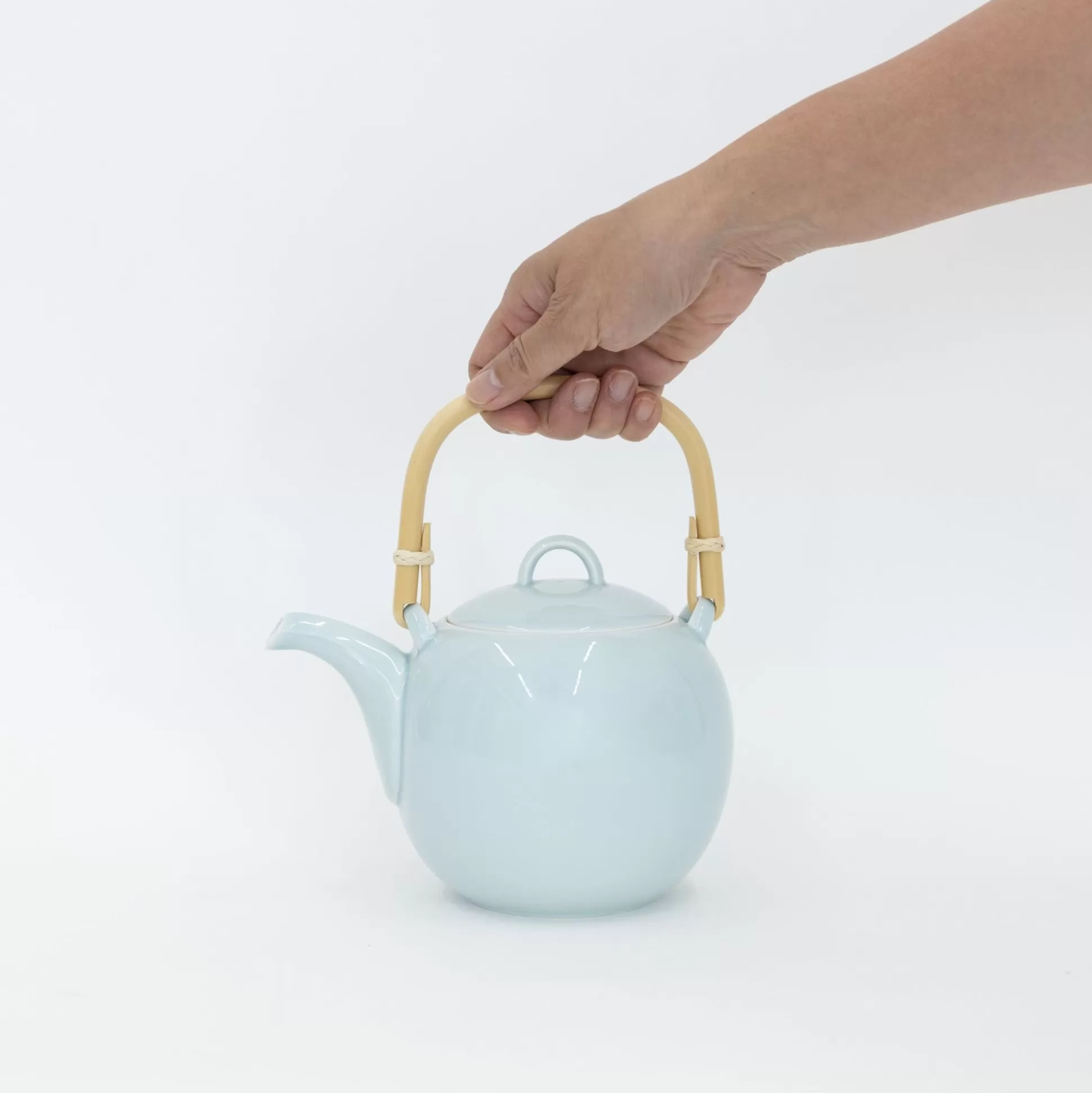 Online Hakusan Porcelain Mayu Teapot Drinking