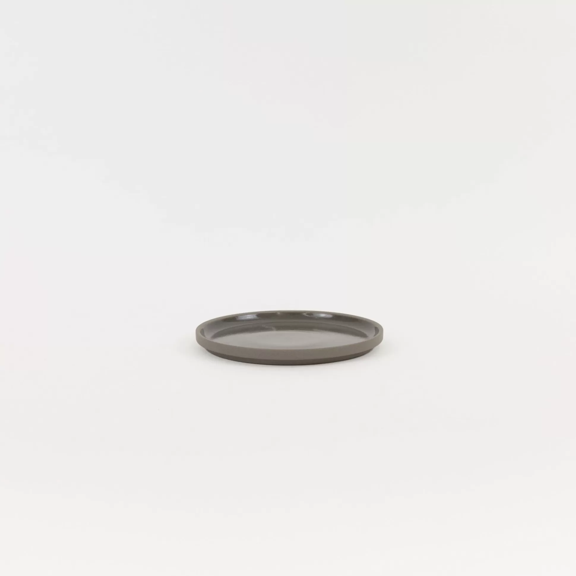 Shop Hdg102 - Plate / Lid Dark Gray O 5.5/8" Plate / Lid