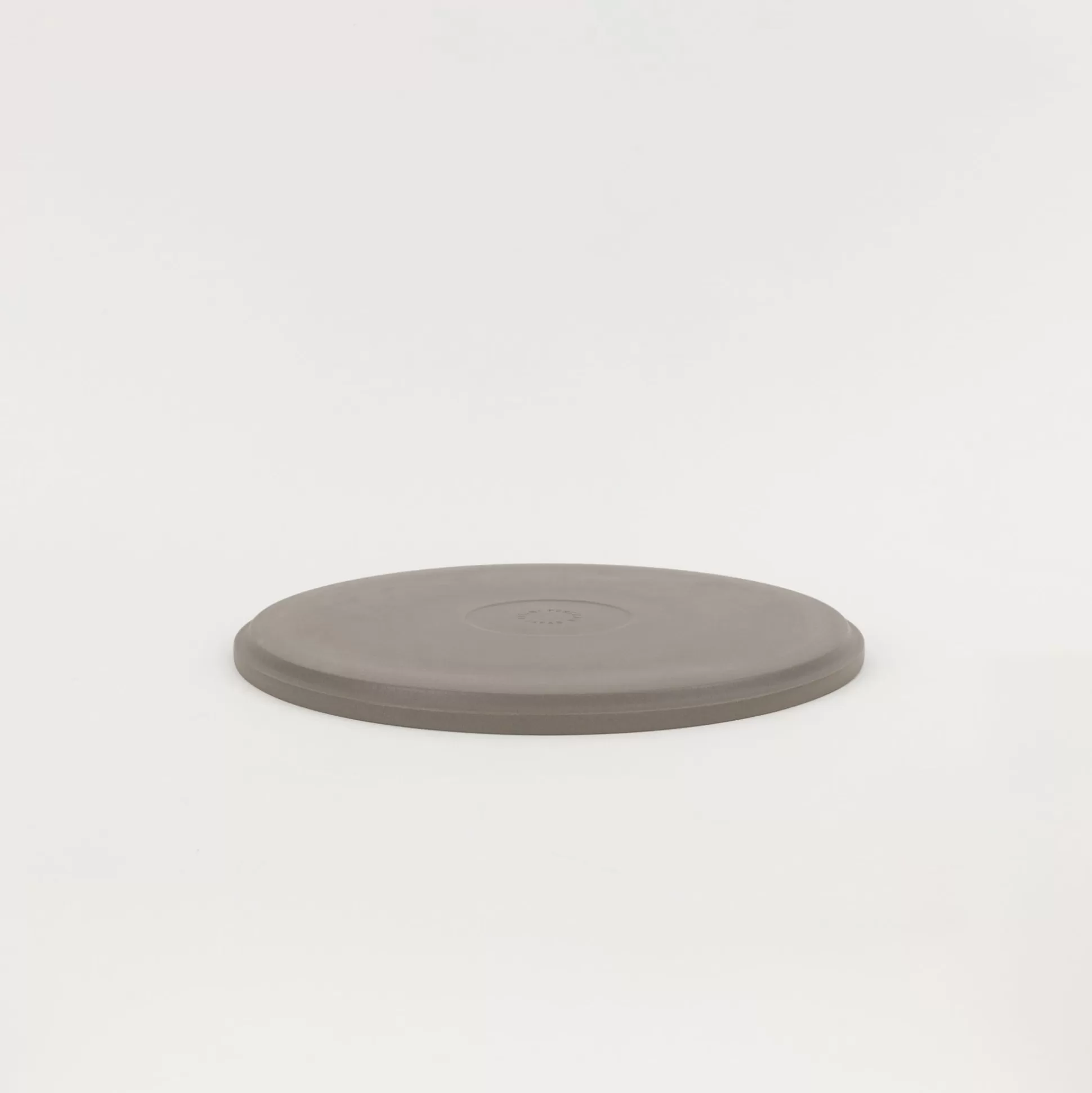 Clearance Hdg105 - Plate / Lid Dark Gray O 10" Plate / Lid