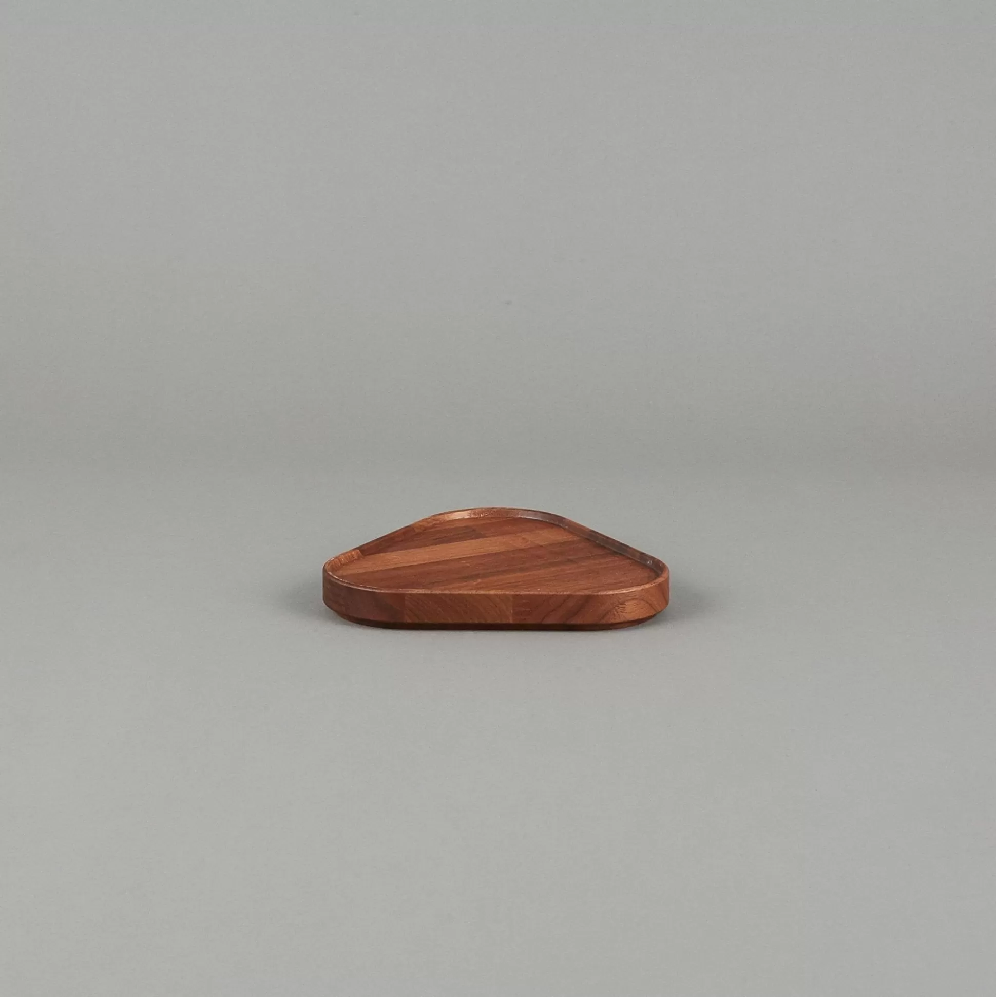 Clearance Hpwn036 - Tray / Lid Walnut 6.1/4" X 6.3/4" Wooden & Richlite Tray / Lid