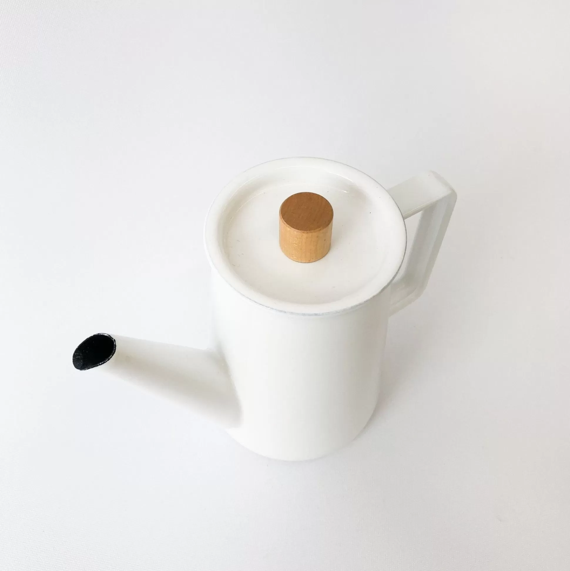 Hot Kaico Coffee Kettle Drinking